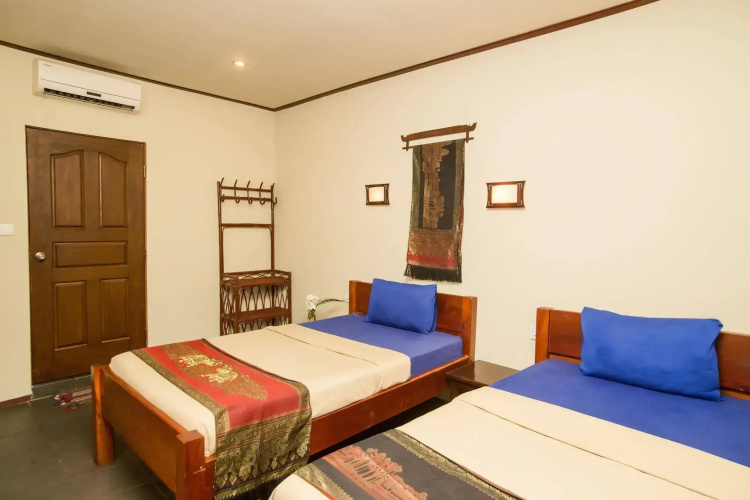Beach Road Hotel