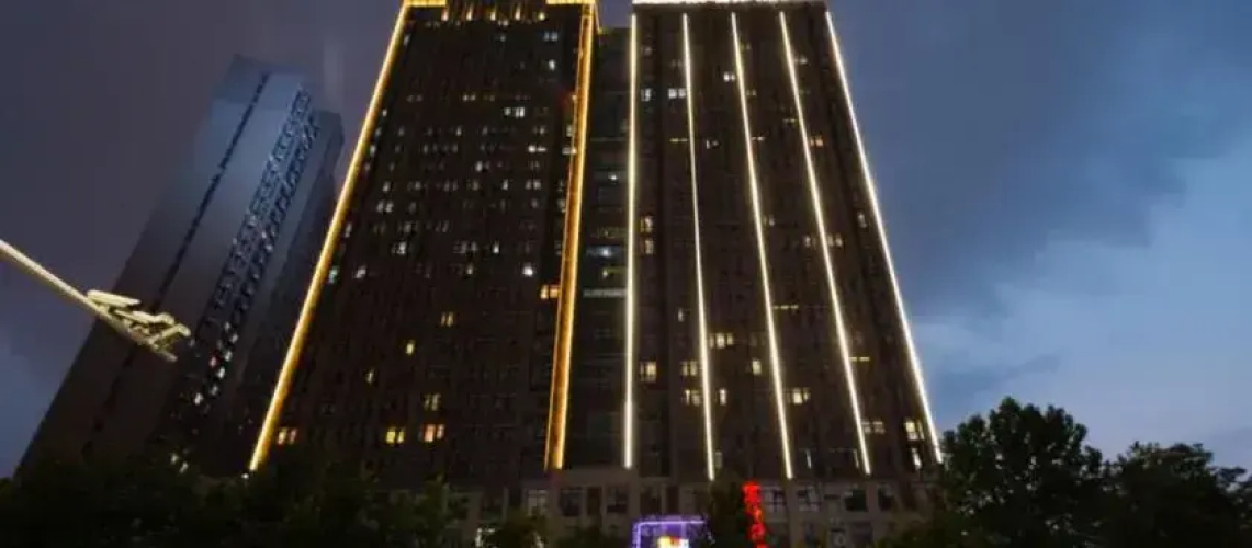 Queen Centre Arjaan