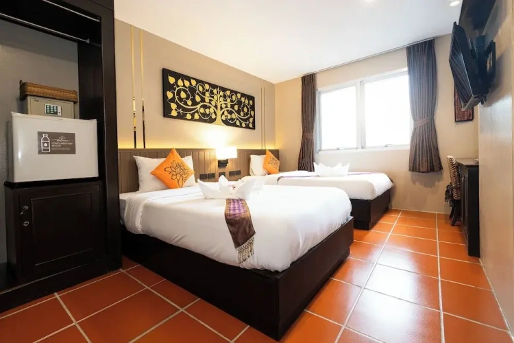 Standard Twin room