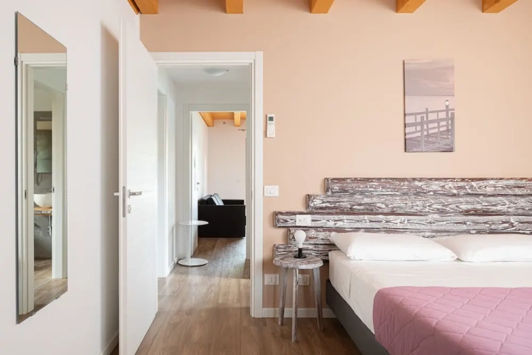 2 Bedrooms Apartment with balcony