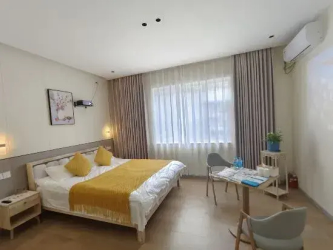 Xunluo Xiaoshe Homestay