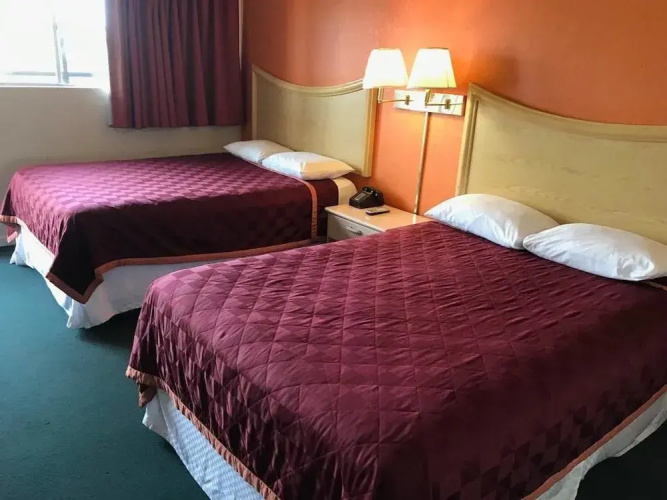 Budget Inn