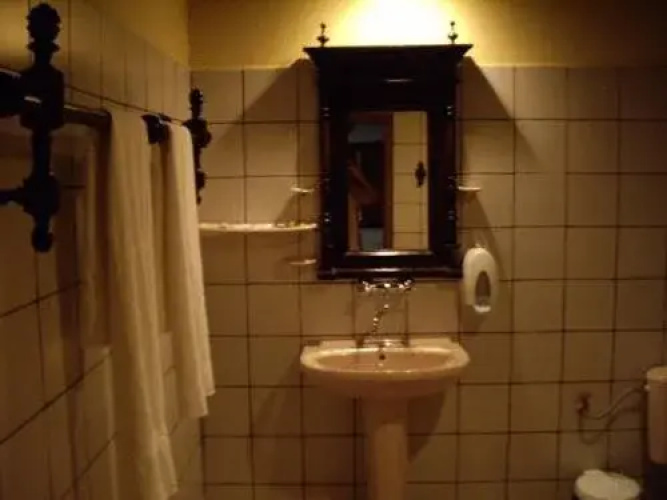 Trivia Antique Hotel