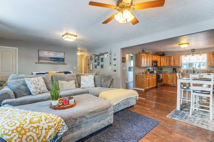 2 Bedrooms Cottage