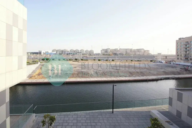 Bloomfields Luxury 2BR Duplex Raha Loft