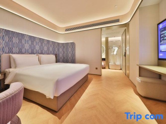 Standard Double room with view