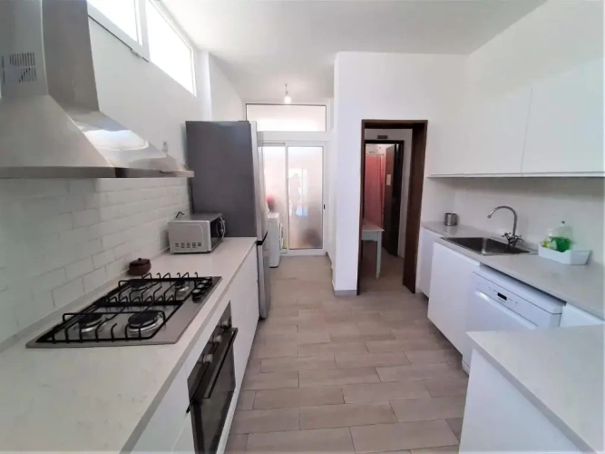 4 Bedrooms Double Cottage
