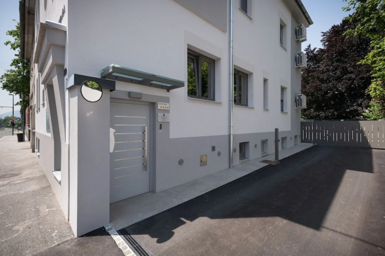 Vila Emona - Central Apartments - Free Parking - Liubliana