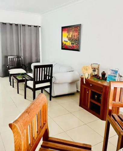 2 Minute Walk to Beach 1bdrm Condo with Pool