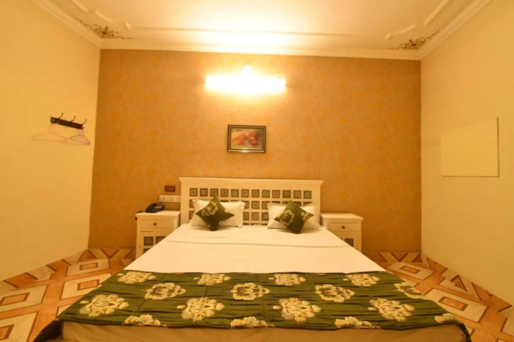 Hotel Sagar Niwas