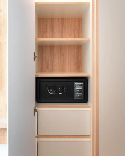 2 Bedrooms Business Apartment