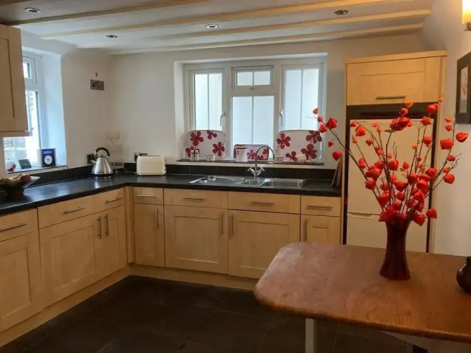 Stable Cottage - Braunton - Sleeps 4 - Pet Allowed