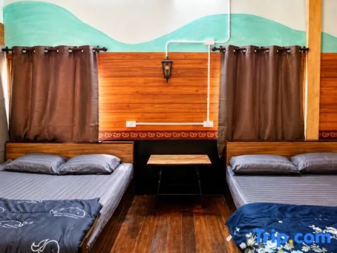 Classic Quadruple room