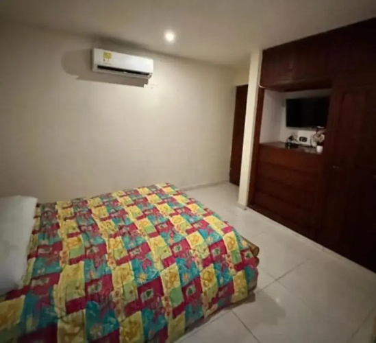 Hotel Aiport Crespo