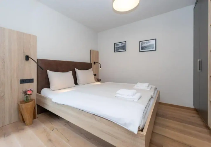 3 Bedrooms Deluxe Apartment