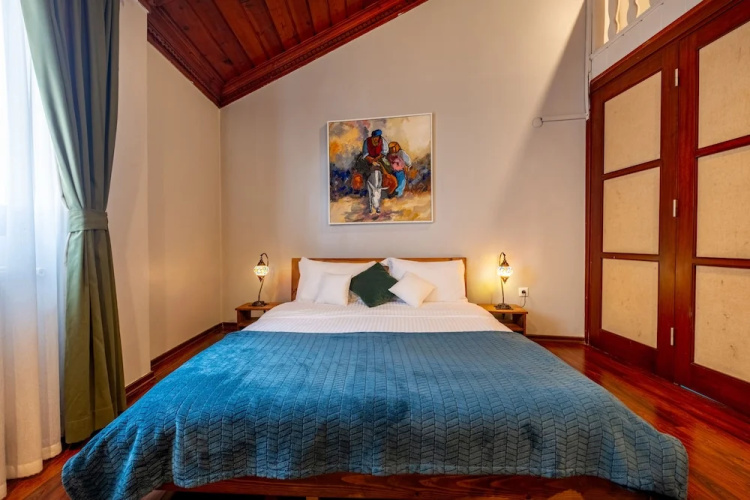 Nevalist Hotel
