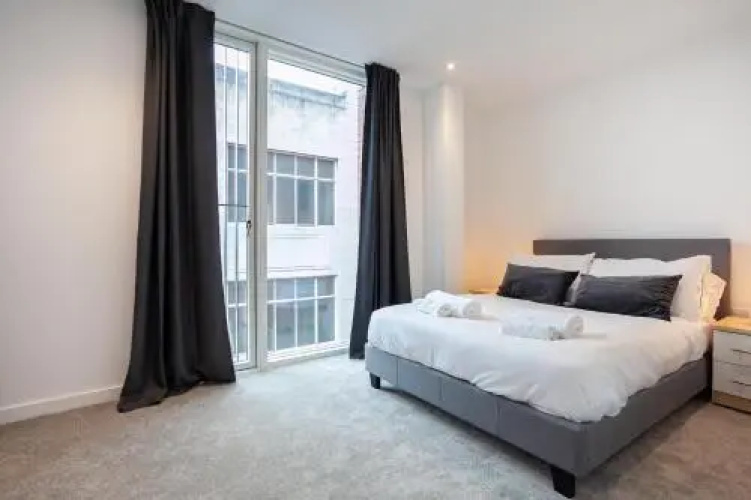 Spacious 2 Bed Apartment in Central Manchester