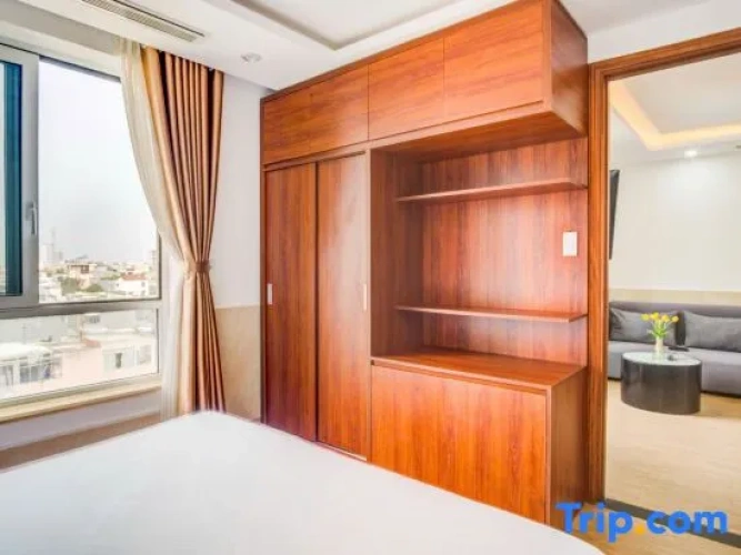 2 Bedrooms Quadruple Apartment with balcony