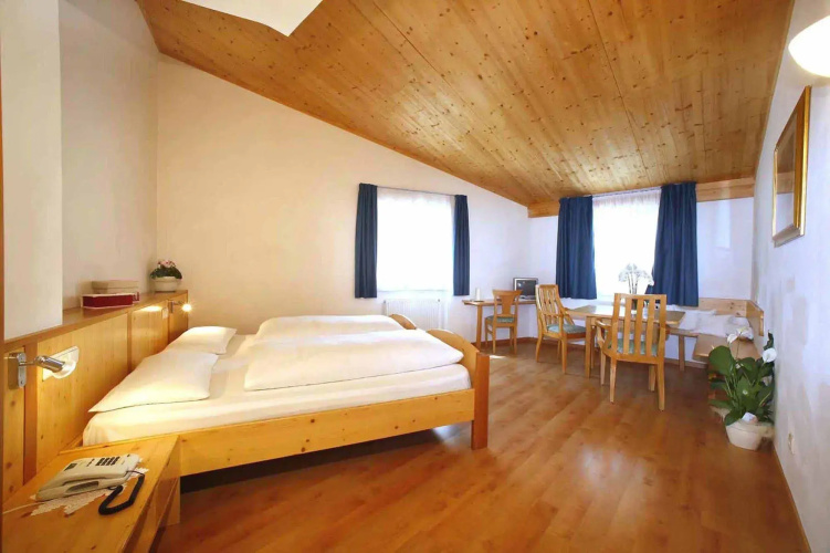 Hotel Meisules