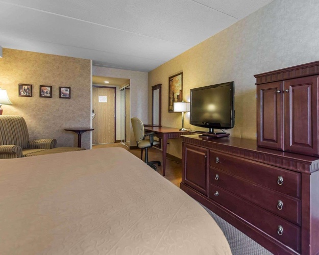 Quality Inn Bay Front photo 8