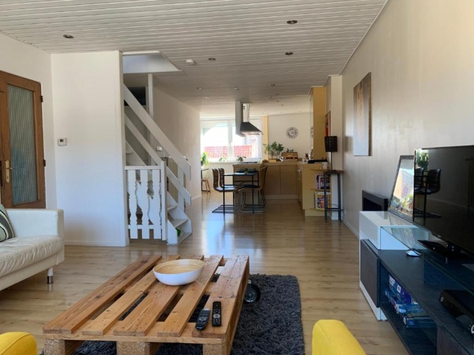 3 Bedrooms Apartment