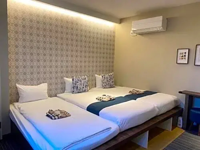 Culti Earl Hotel