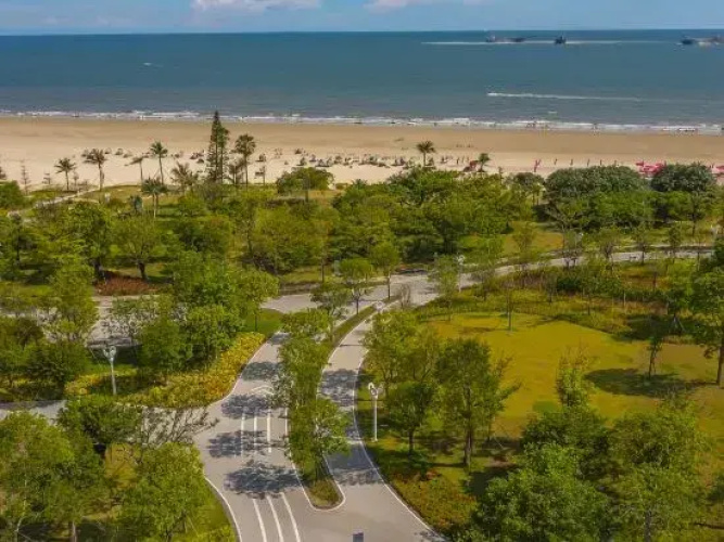 Holiday Kangaroo Homestay (Beihai Silver Beach Branch)
