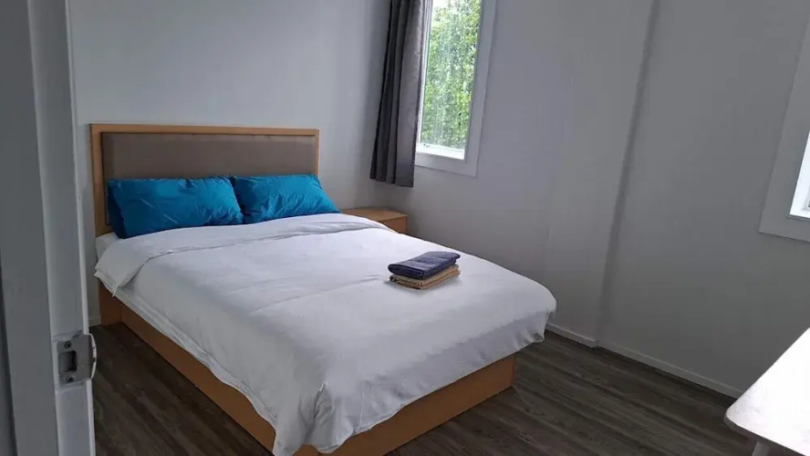 2 Double 5 Single 2 Sofa Beds Suite 1