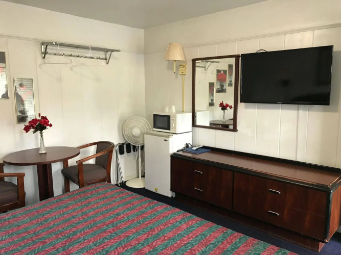 Best Budget Inn