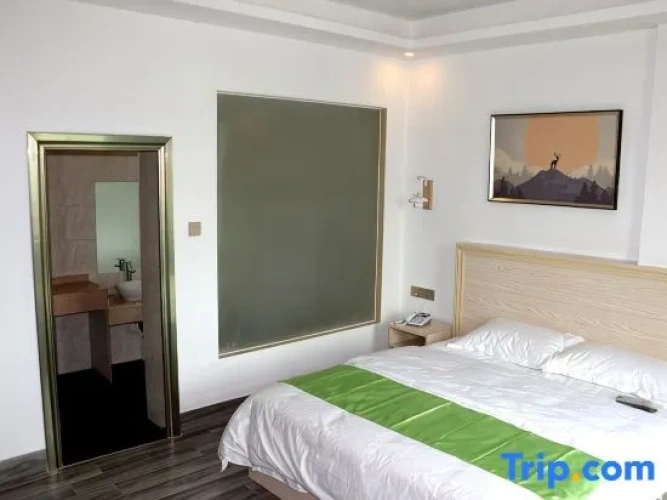 Deluxe Single room