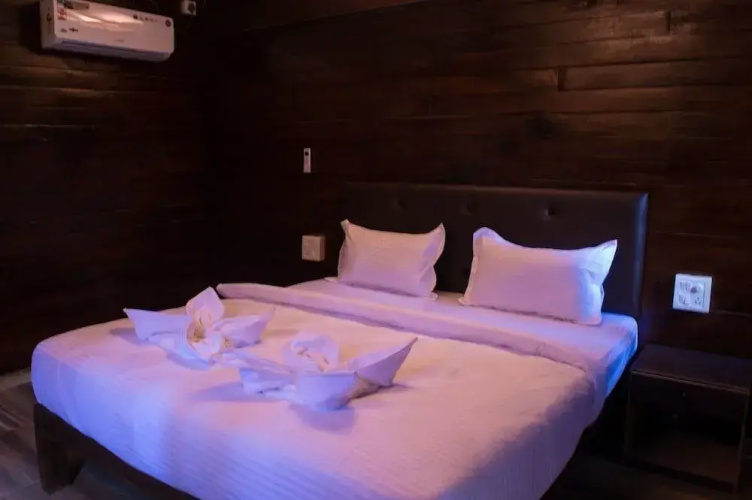 Ciroc Hotel