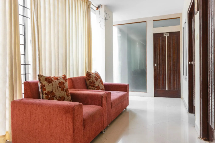 4 Seasons Suites
