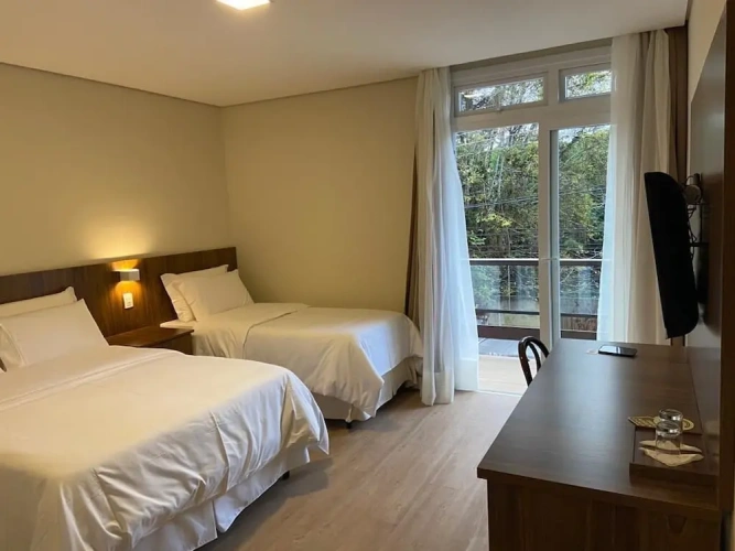 Deluxe Triple room with balcony