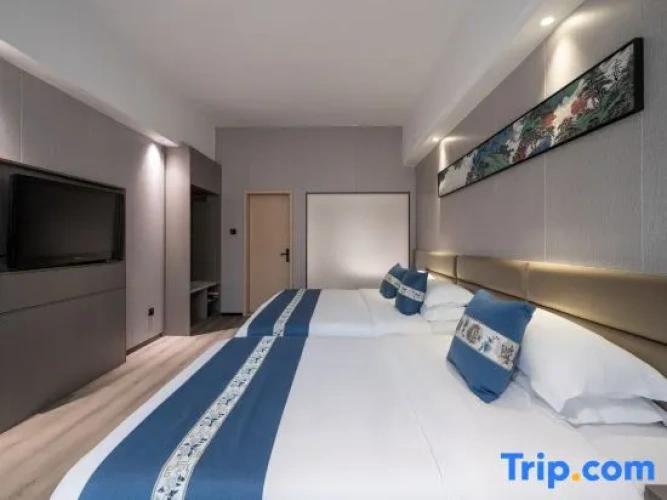 Double Suite with river view