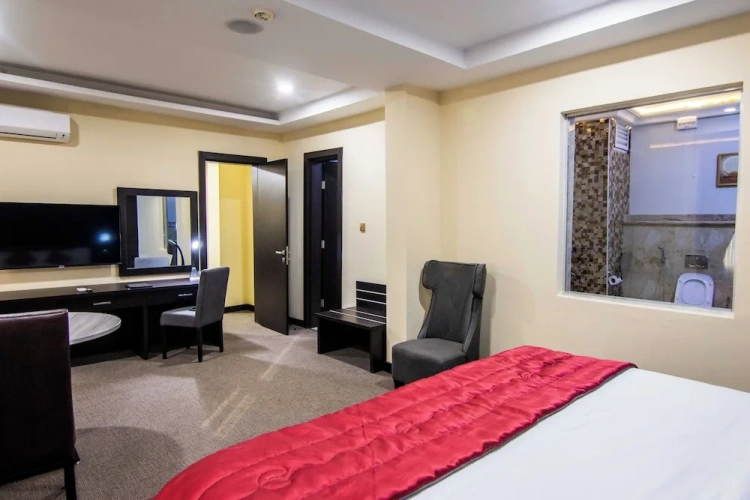 Executive Suite