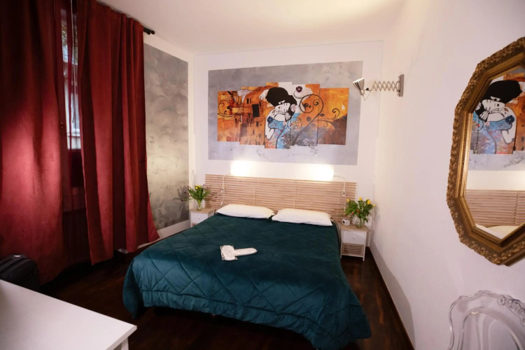 Like Romeo Suites