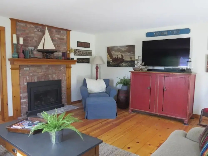 39 The Cornfield - Three Bedroom House