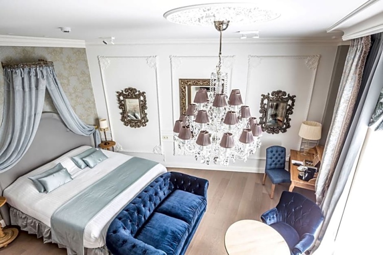 Suite