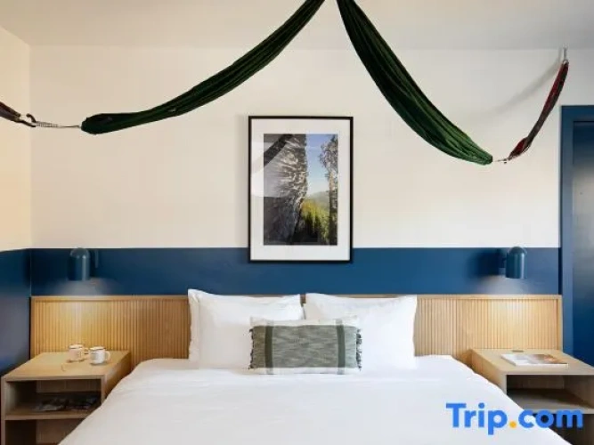 2 Bedrooms Suite