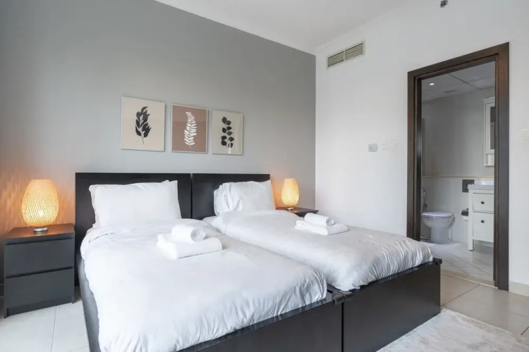 Splendid Apt With Breathtaking Dubai Marina View!