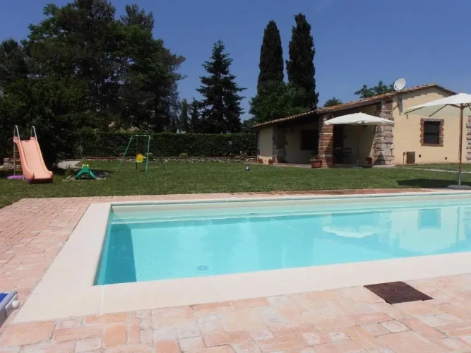 2 Bedrooms Twin Cottage