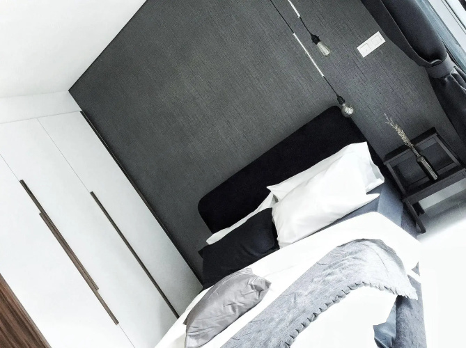 W Suite