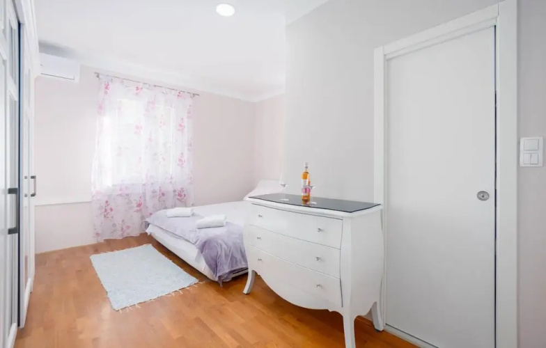 Amazing Apartment in Split With Wifi