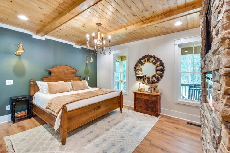 4 Bedrooms Cottage