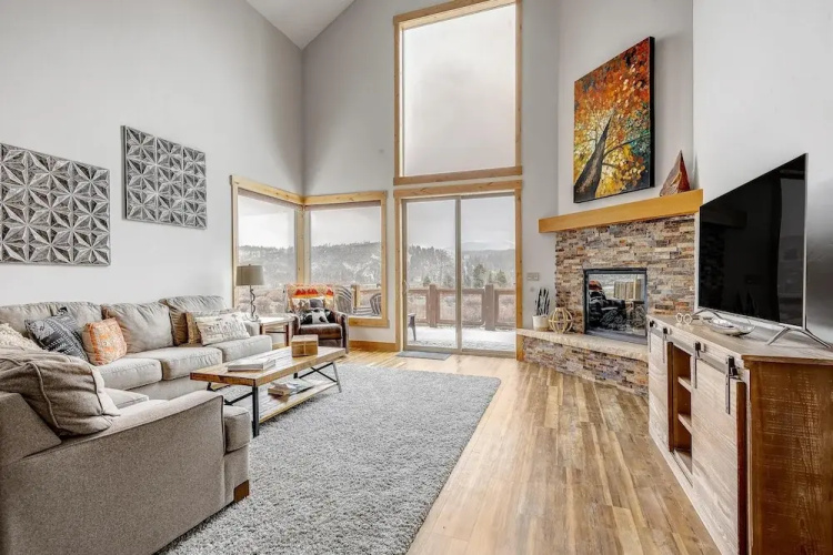 Beautiful 4BD near Winter Park HOT TUB