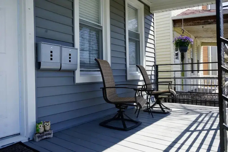 A One-way Ticket to Comforttown