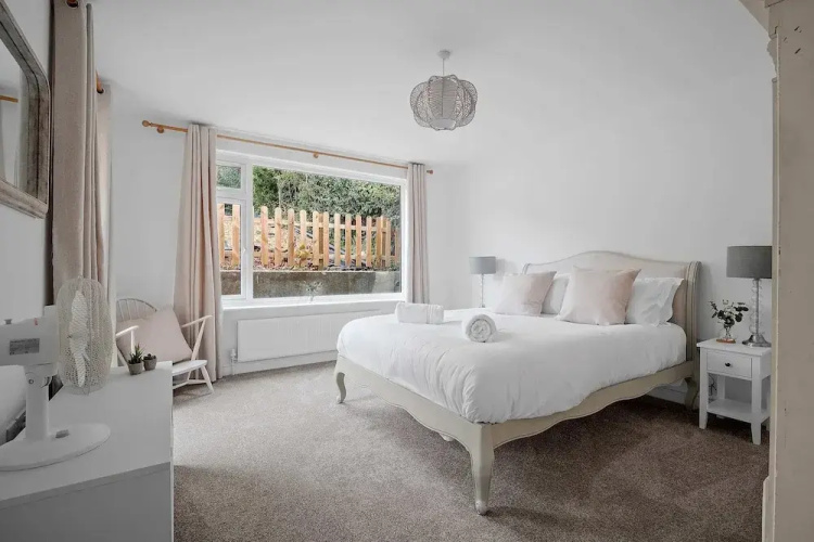 Host Stay Southdown