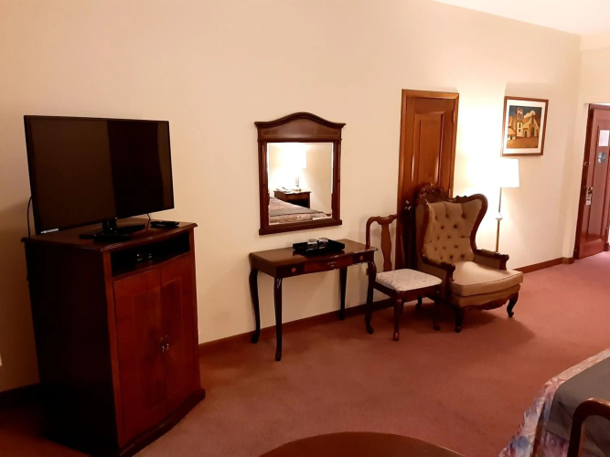 Hotel Maury