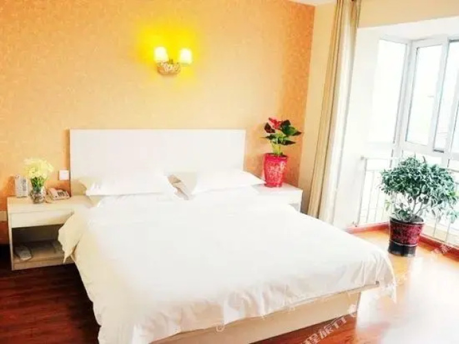 See More Hotel