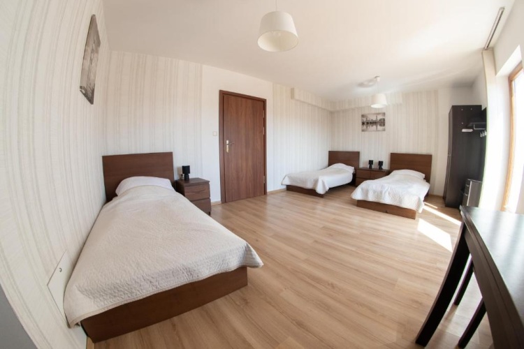 Standard Triple room with balcony